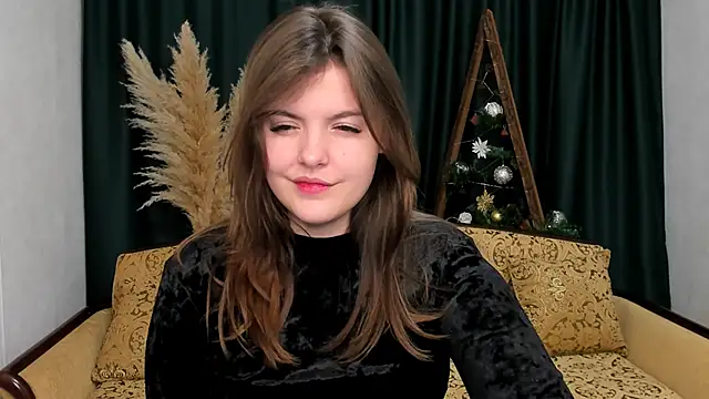 Snapshot of showmeparadise chatting on January 2025 02:37:01 PM showmeparadise online show from January 2025 02:37:01 PM