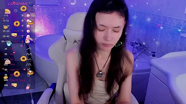 Emily Strikeee online show from September 2025 09:55:02 AM