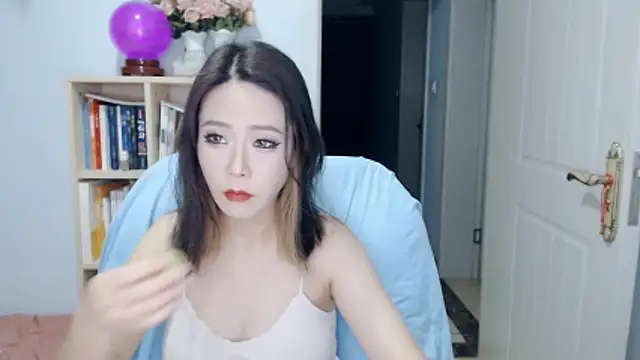 Snapshot of SuSushi728 chatting on May 2026 04:03:02 PM SuSushi728 online show from May 2026 04:03:02 PM