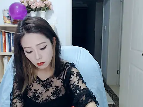 Snapshot of SuSushi728 chatting on June 2026 04:11:02 PM SuSushi728 online show from June 2026 04:11:02 PM