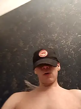 ElyasMatt online show from January 2025 09:46:02 PM