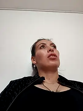 Snapshot of Tefannyy_ chatting on February 2025 07:19:02 PM Tefannyy online show from February 2025 07:19:02 PM