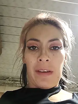 Tefannyy  online show from February 2026 01:43:02 AM