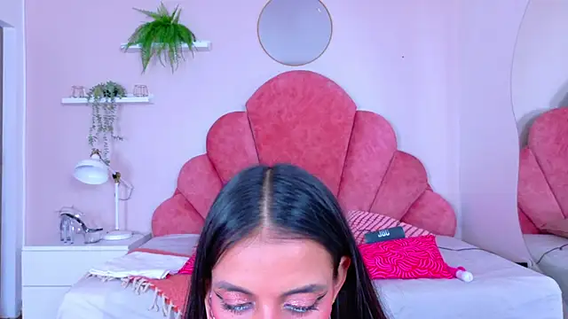 ChanelAdamss  online show from November 2025 12:38:01 PM