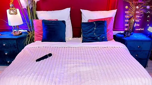 GiaCale online show from March 2026 06:24:02 AM