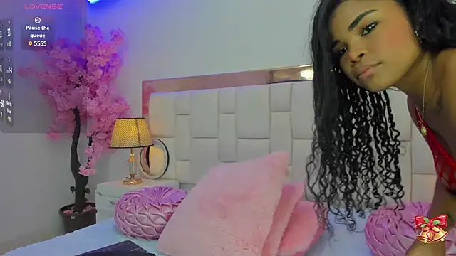 NahiaraReina online show from January 2025 01:32:02 PM