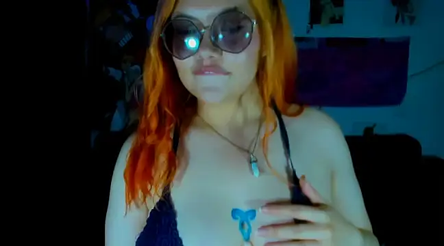 Snapshot of Lily_stone04 chatting on December 2024 04:12:02 AM Lily stone04 online show from December 2024 04:12:02 AM