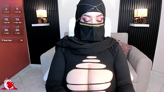 cloe sirena online show from October 2025 02:28:01 PM