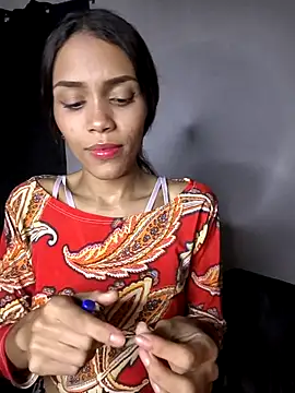 Snapshot of Cositarica_69 chatting on December 2025 06:52:01 AM Cositarica 69 online show from December 2025 06:52:01 AM