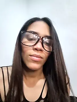 Snapshot of Cositarica_69 chatting on February 2026 05:15:01 AM Cositarica 69 online show from February 2026 05:15:01 AM