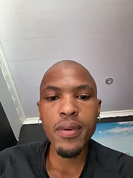 Snapshot of BlueIceCube chatting on February 2025 01:53:02 PM BlueIceCube online show from February 2025 01:53:02 PM