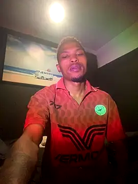 Snapshot of BlueIceCube chatting on October 2025 08:43:02 PM BlueIceCube online show from October 2025 08:43:02 PM