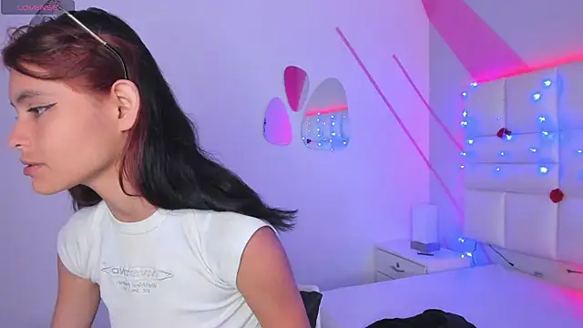 Salome rouse1 online show from January 2025 02:08:02 PM