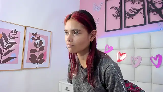 Salome rouse1 online show from February 2025 08:31:01 PM