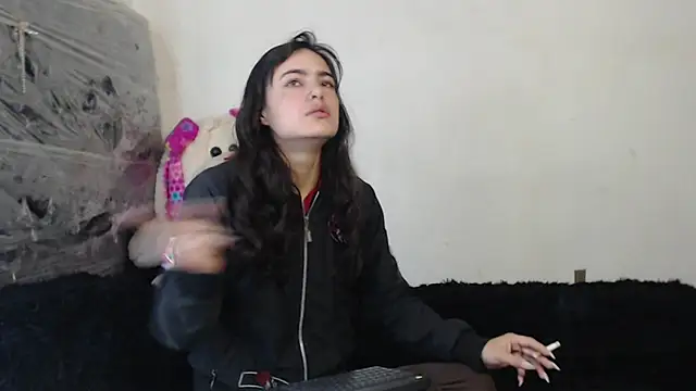 Snapshot of skinny_sweet2411 chatting on November 2025 04:55:01 AM skinny sweet2411 online show from November 2025 04:55:01 AM