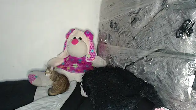 skinny sweet2411 online show from January 2026 05:00:02 AM