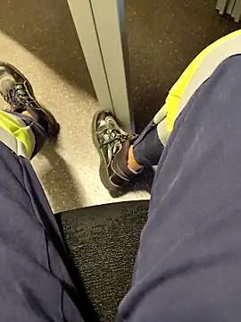 coppiapazza online show from October 2025 04:54:01 AM