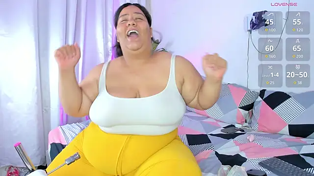 Snapshot of lanaa_paul1 chatting on March 2026 10:32:01 PM lanaa paul1 online show from March 2026 10:32:01 PM