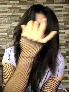 Elsa sweet online show from October 2025 03:42:02 AM