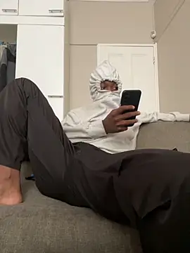 Snapshot of Mischevous_T69 chatting on November 2025 08:47:02 AM Mischevous T69 online show from November 2025 08:47:02 AM