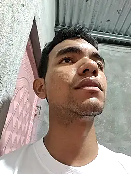 Reynold2608 online show from April 2026 03:04:02 AM