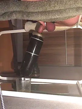 Snapshot of Inseminator69 chatting on December 2024 11:07:02 AM Inseminator69 online show from December 2024 11:07:02 AM