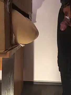 Snapshot of Inseminator69 chatting on March 2025 01:30:01 PM Inseminator69 online show from March 2025 01:30:01 PM