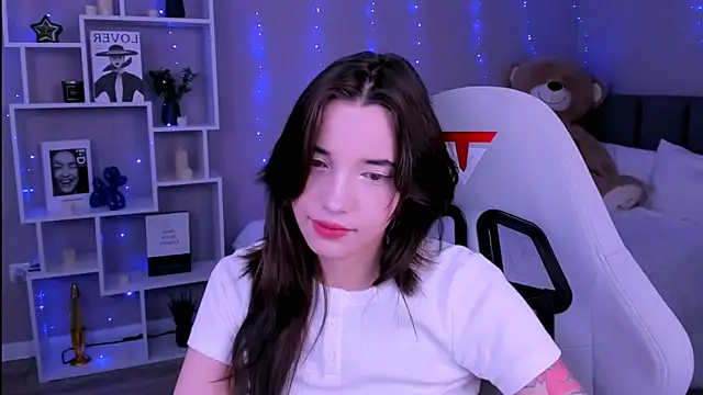 as1an girlfriend online show from May 2026 02:41:01 AM