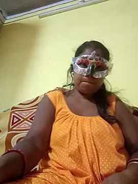 Snapshot of tinabhabhi chatting on July 2026 10:33:02 AM tinabhabhi online show from July 2026 10:33:02 AM