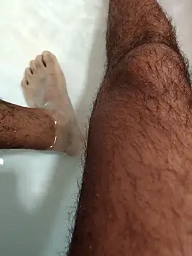 Snapshot of SensualG300 chatting on February 2026 05:12:01 AM SensualG300 online show from February 2026 05:12:01 AM