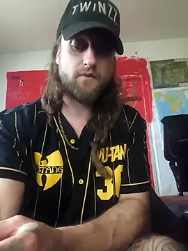 Ozomitro online show from November 2025 08:56:01 AM