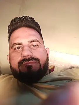 Snapshot of Vickymehra005 chatting on January 2025 07:11:01 PM Vickymehra005 online show from January 2025 07:11:01 PM