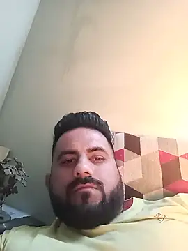 Snapshot of Vickymehra005 chatting on January 2025 07:20:02 PM Vickymehra005 online show from January 2025 07:20:02 PM