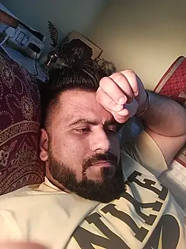 Snapshot of Vickymehra005 chatting on January 2025 08:00:02 PM Vickymehra005 online show from January 2025 08:00:02 PM