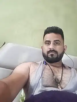 Snapshot of Vickymehra005 chatting on January 2025 07:11:01 PM Vickymehra005 online show from January 2025 07:11:01 PM