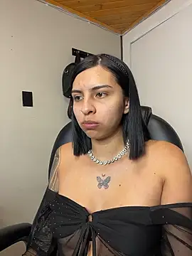 Hilary pinkk online show from January 2026 03:00:02 AM