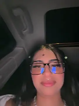 Hilary pinkk online show from April 2026 01:17:02 AM