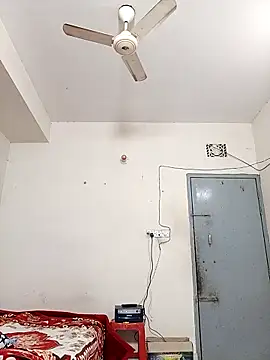 Tisha-01 online show from February 2026 02:47:01 PM