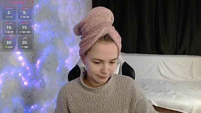 Fox Lisa online show from February 2025 12:34:01 PM