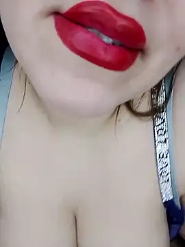 sexy-mariya online show from December 2025 03:51:02 PM