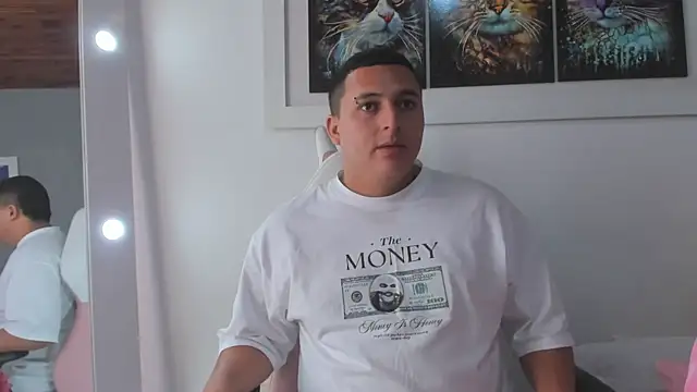 naughtyloverss online show from December 2024 02:27:01 PM