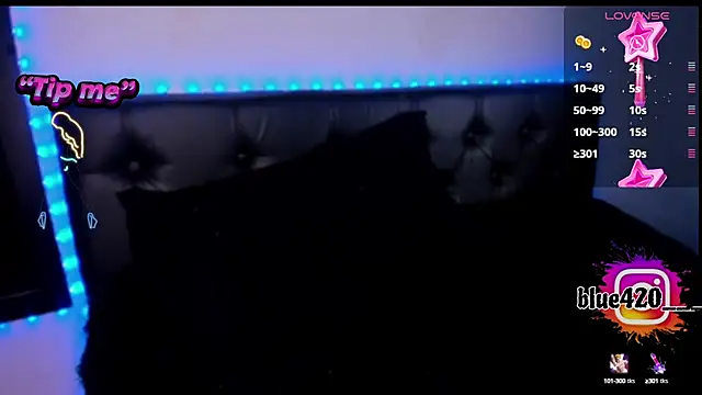 Skyler  blue4 online show from December 2024 05:33:01 PM