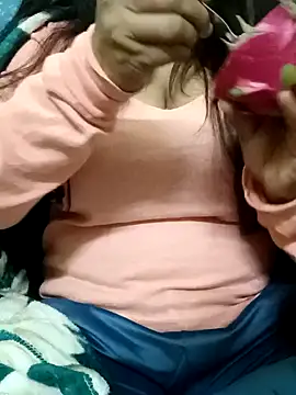 Snapshot of Dr_Kamsutra chatting on January 2025 12:31:01 PM Dr Kamsutra online show from January 2025 12:31:01 PM