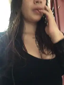 Miss oliviaa online show from December 2024 02:38:02 PM