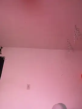 Miss oliviaa online show from December 2024 10:31:01 PM