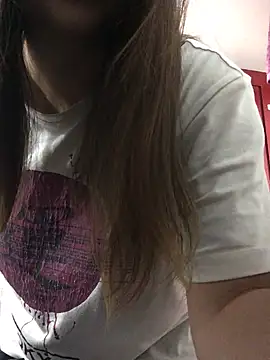 Miss oliviaa online show from December 2024 05:22:02 PM