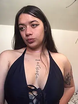Miss oliviaa online show from January 2025 04:12:01 PM