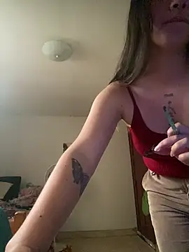 Miss oliviaa online show from March 2026 09:21:01 PM