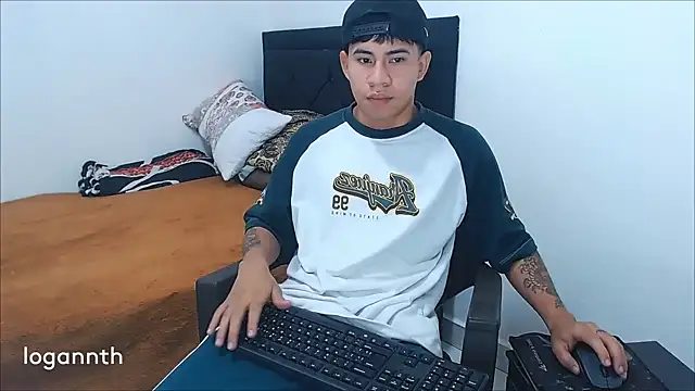 logannth online show from February 2025 04:41:02 PM