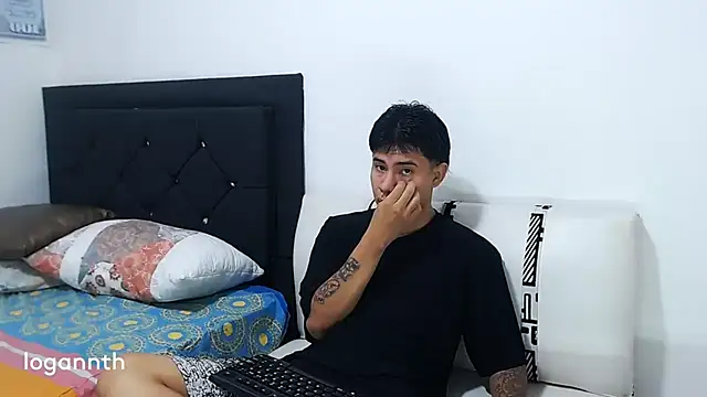 logannth online show from February 2025 11:34:02 AM